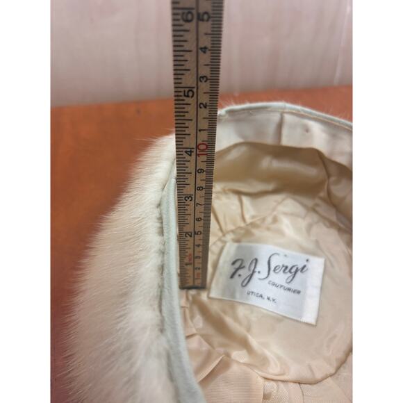 Vintage F.J. Sergi Ivory Mink Fur Hat Couture Utica NY Winter Cap - Picture 9 of 9
